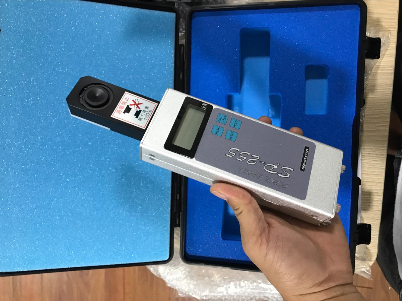 日本SPOTRON獅保龍壓力檢測(cè)儀SP-255-F20KN壓力計(jì)